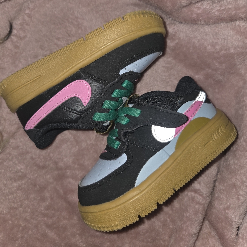 Nike Kids' Black and Pink Sneakers